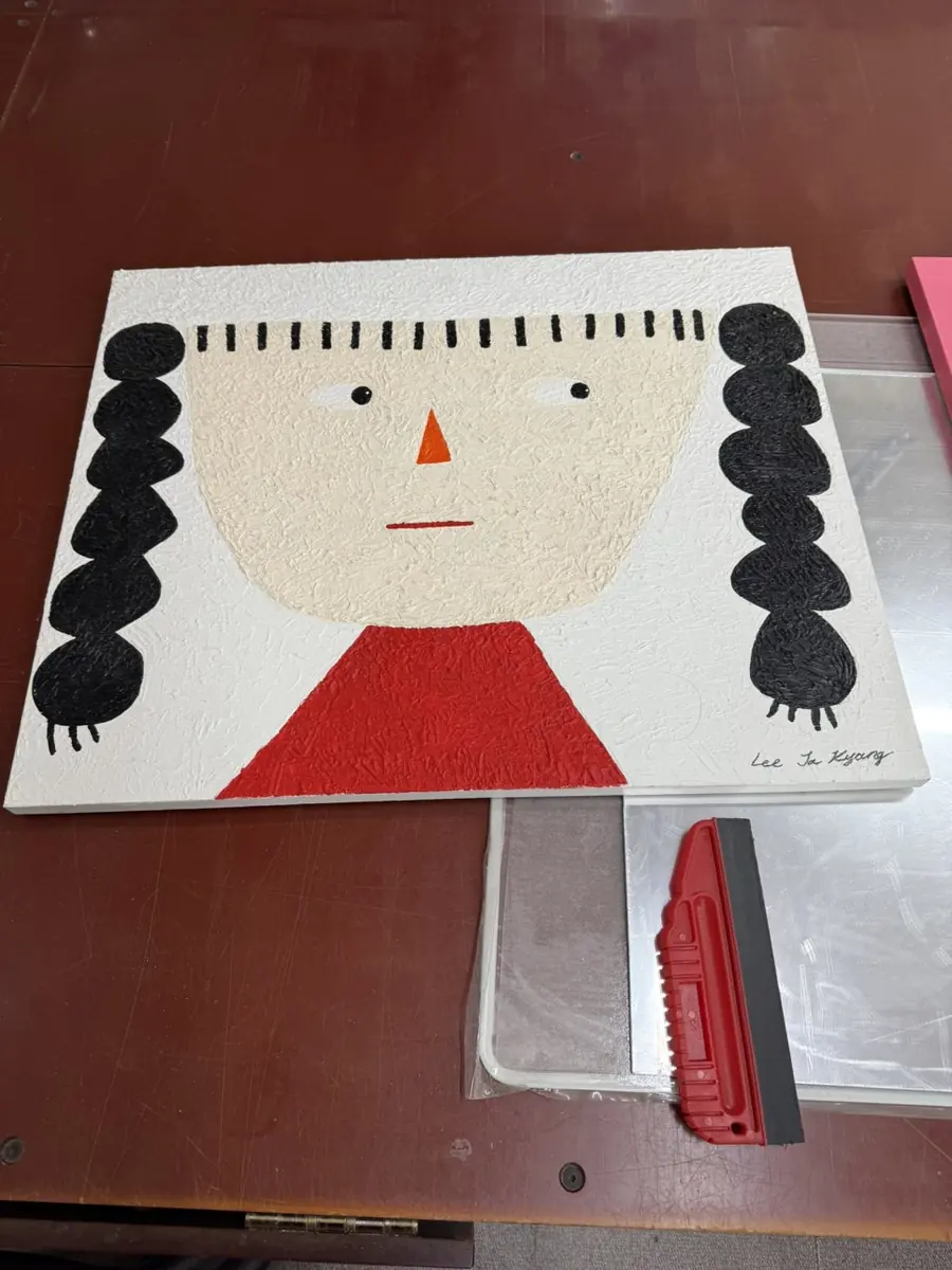 대형 그림 액자 아크릴 표구와 벽걸이 설치 현장