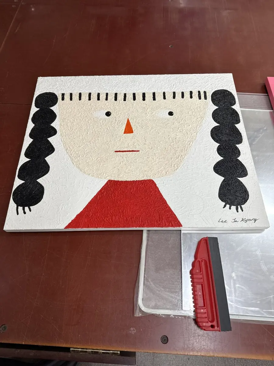 대형 그림 액자 아크릴 표구와 벽걸이 설치 현장 사진 2