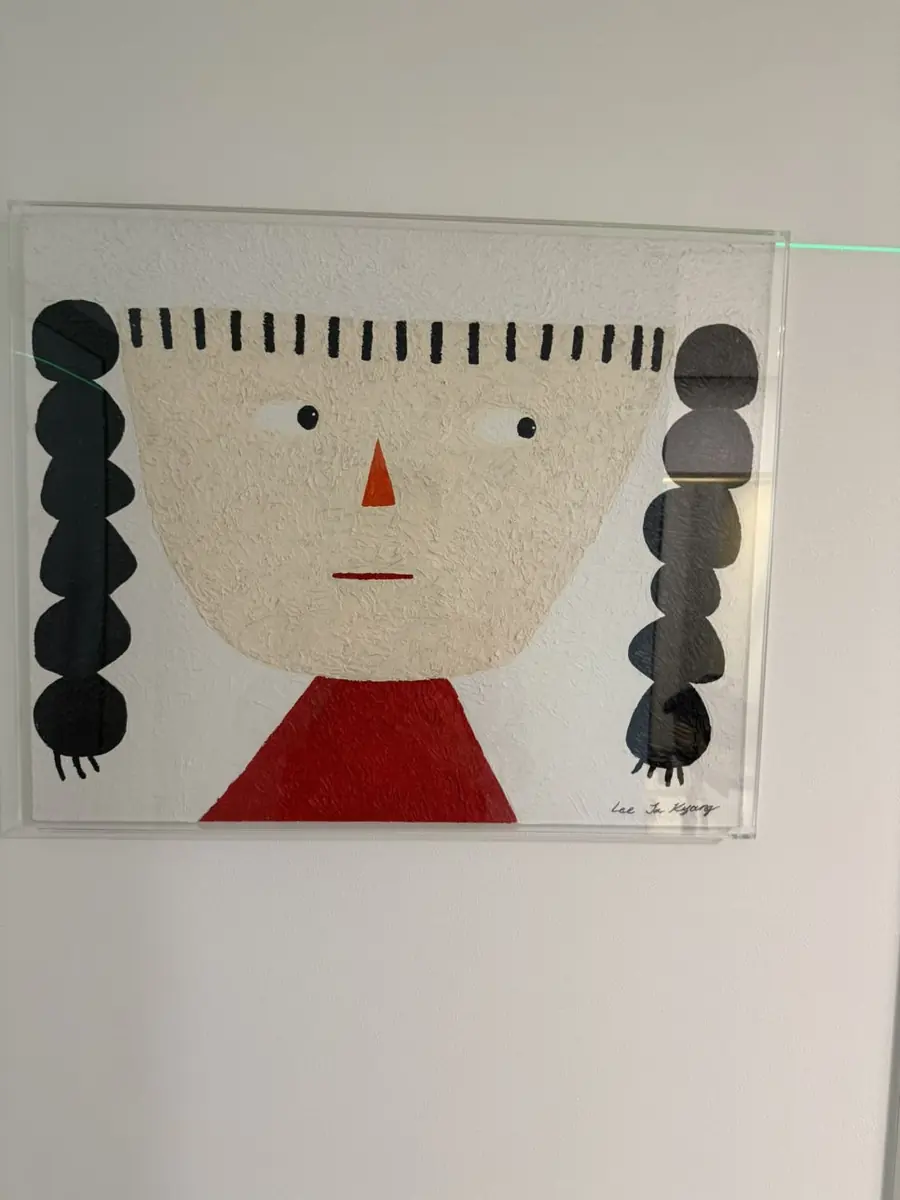 대형 그림 액자 아크릴 표구와 벽걸이 설치 현장 사진 6